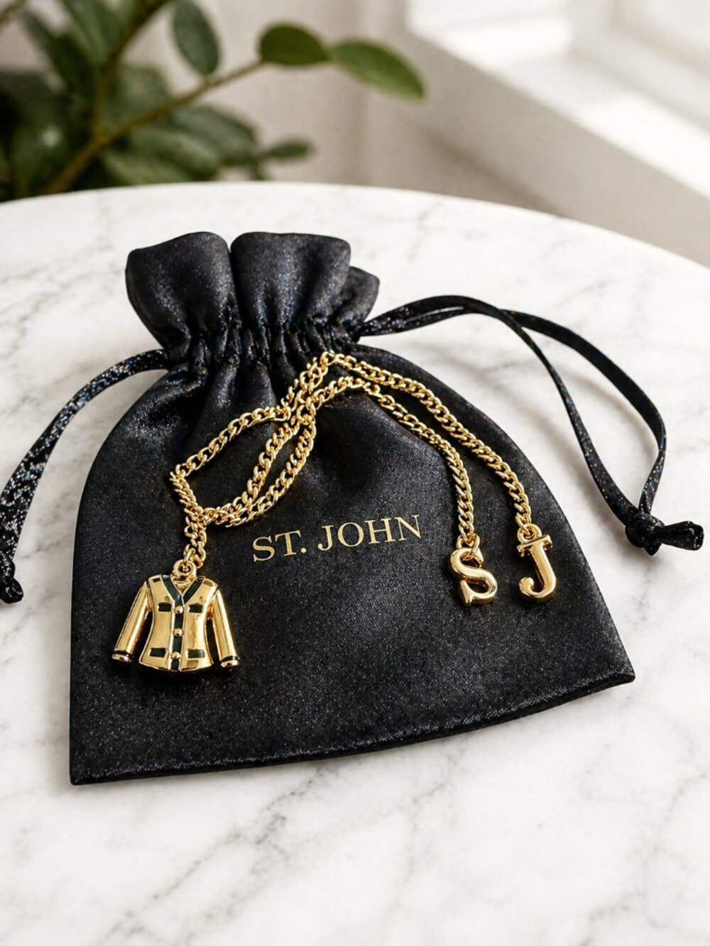 St John Vintage Gold Chain Fob Cardigan Jacket Santana Knit EUC Pouch